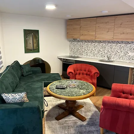 Luxury For Couples And Families In Old Town דירה *