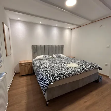 Luxury For Couples And Families In Old Town